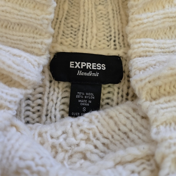 express handknit wool cable sweater - Picture 4 of 6